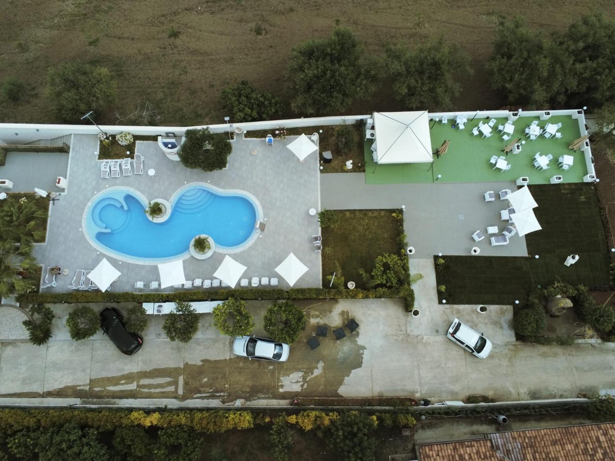 B&B Villa Mery Mileto Buitenkant foto