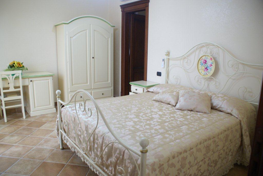 B&B Villa Mery Mileto Buitenkant foto